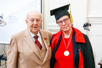 Искусствовед Надежда Севастьянова стала почётным членом Российской академии художеств